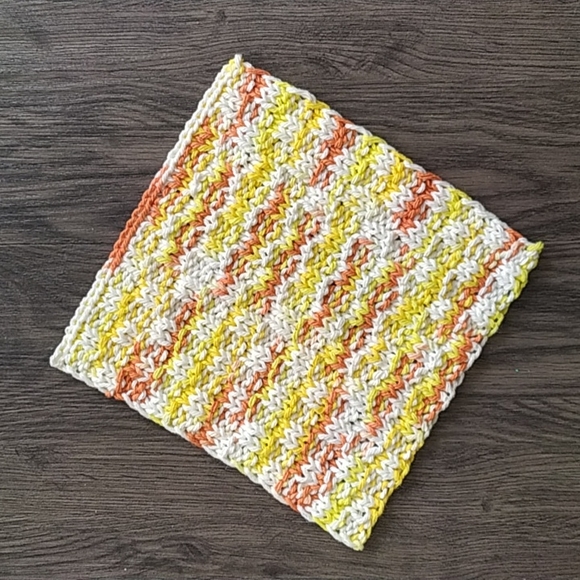Hand Knit Dish Cloth and Mini Scrubbing Cloth - Picture 2 of 8
